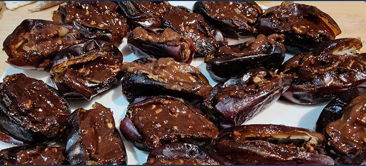 Read more about the article Vegan Date Snickers